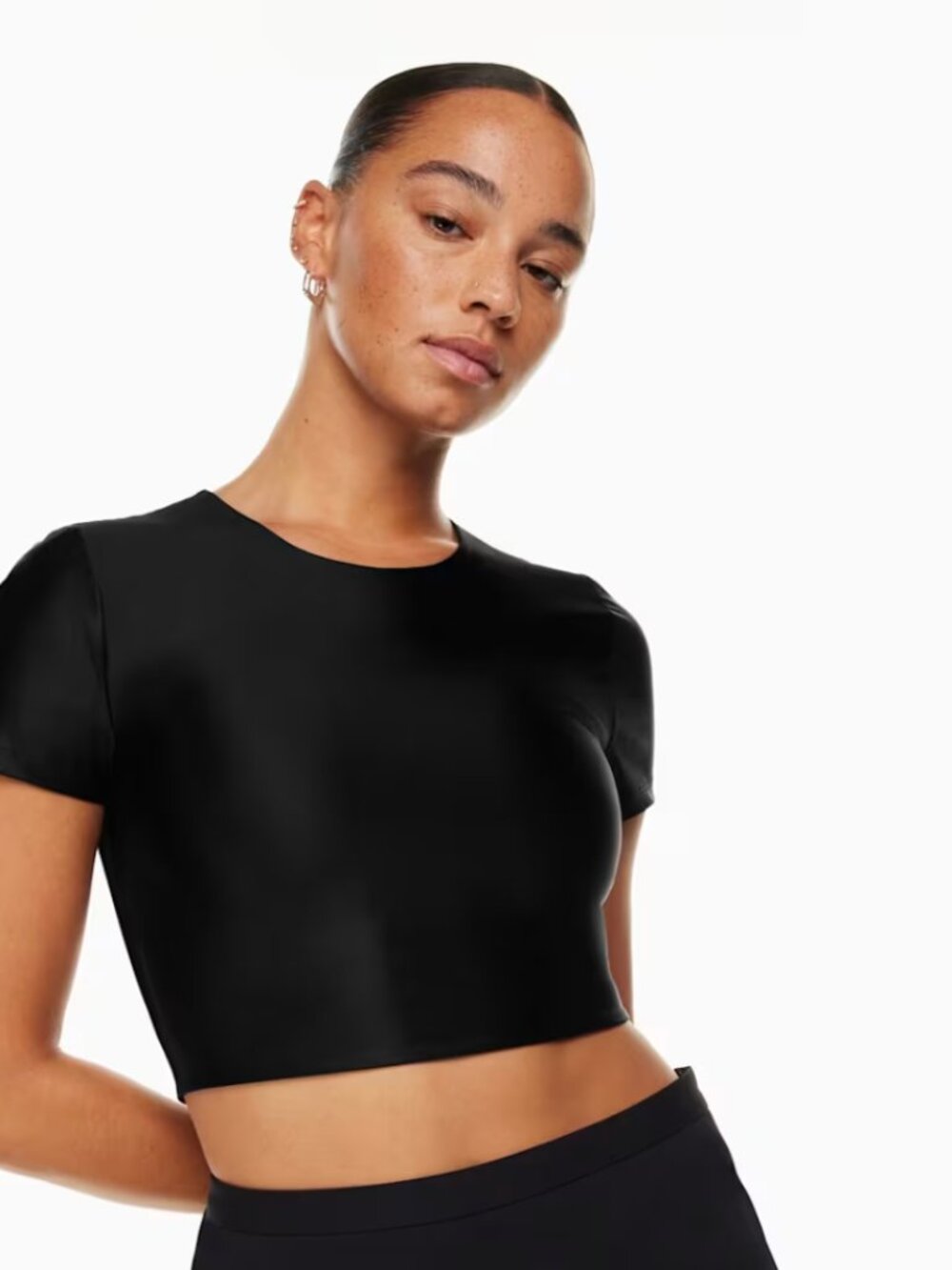 Aritzia Babaton Satinette Crew Cropped Top Short Sleeve